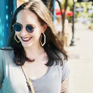 Meet your Posher, Amber